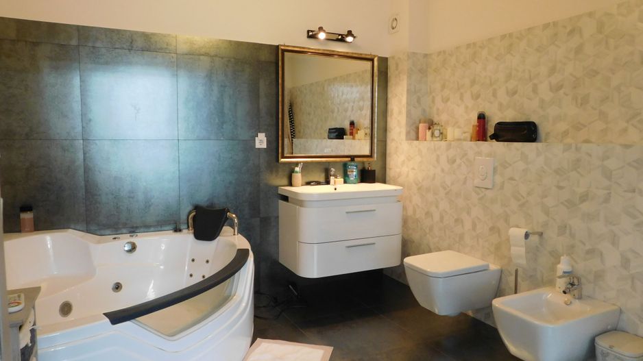 Casa moderna Cartier Dambu Rotund | La Cheie - Poză 10