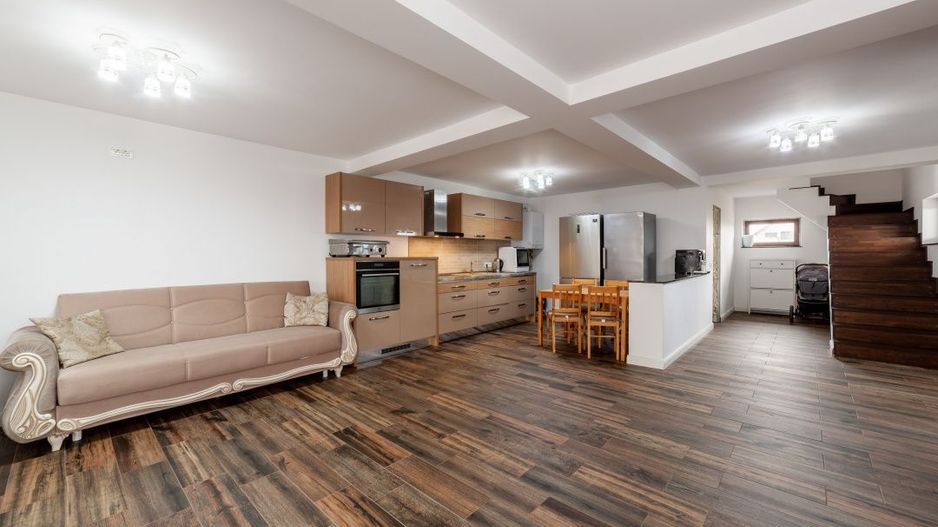 Casa P+M, 120mp utili, teren 477mp, Bradu, AG - Poză 13