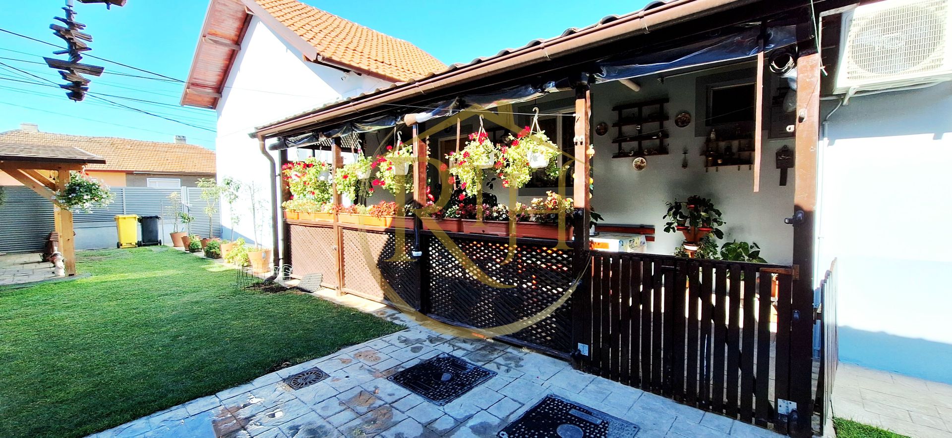Oferim spre inchiriere casa cu 2 camere,terasa, aproape de Shooping City Center - Poză 1