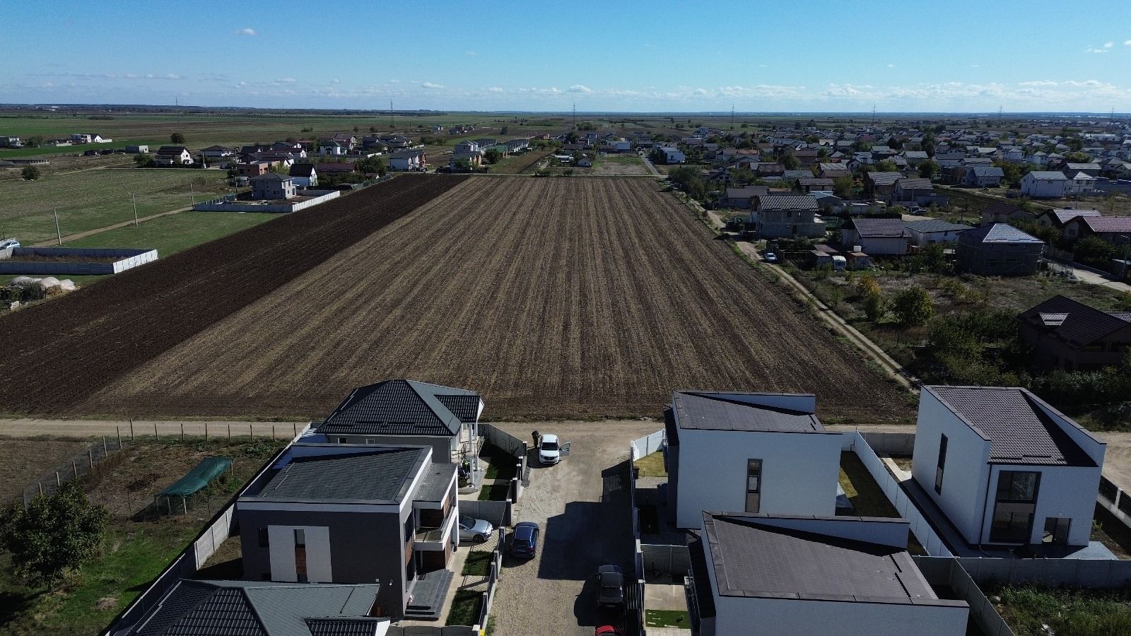 Teren com.Berceni,8600 mp,parcelat ,PUZ aprobat, pentru dezvoltatori - Poză 7