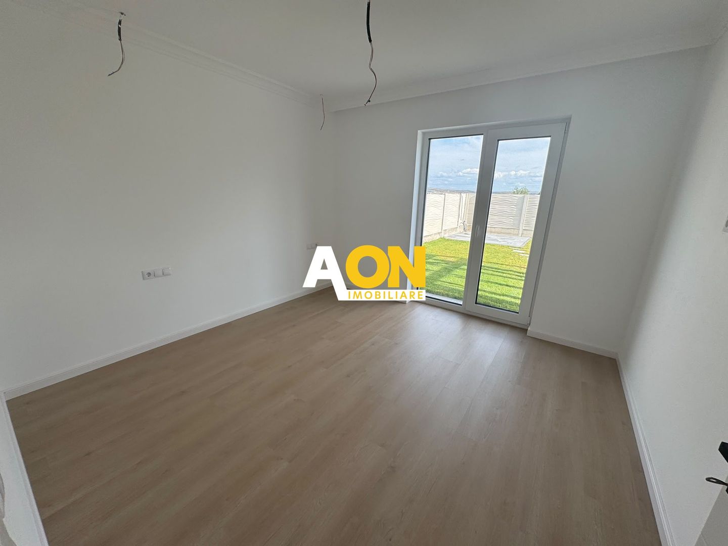 Casa Individuala 4 Camere, 2 Bai, 390mp Teren - Poză 9