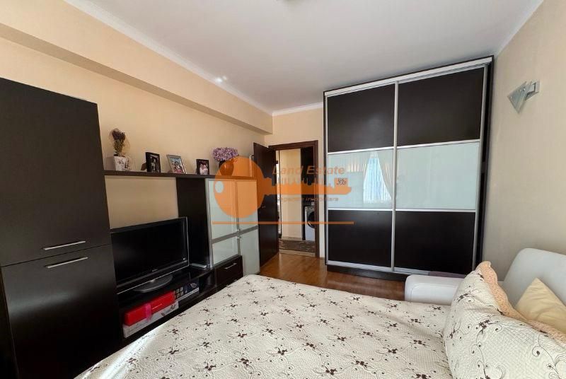 4 camere Floreasca-LAc Floreasca (loc parcare-bloc Boutique) - Poză 5
