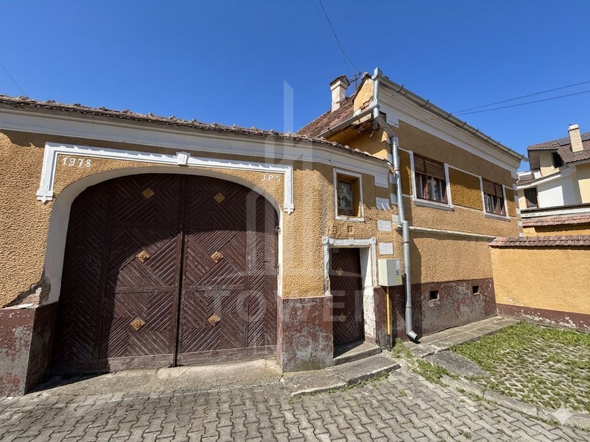 Casă rustică de vânzare în Tilișca, (Marginimea Sibiului) - Poză 9