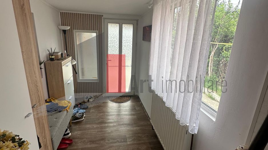 Casă Primitoare pentru Familii – Oferă Spațiu și Confort - Poză 8