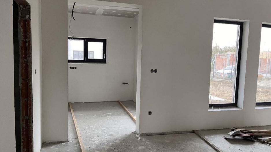 BRASADAS vinde casa NOUA 4 cam 4.5 ari tip PARTER str. DARA. - Poză 1