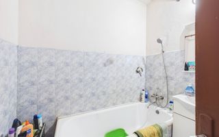 Casă cu 3 camere din văiugă în Macea - Poză 18