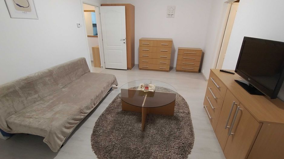 Medicina | 2 Camere | Etaj 1 | Centrala Proprie - Poză 1