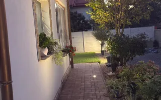 Casă individuală spațioasă cu garaj și curte generoasă – Ghiroda - Poză 57