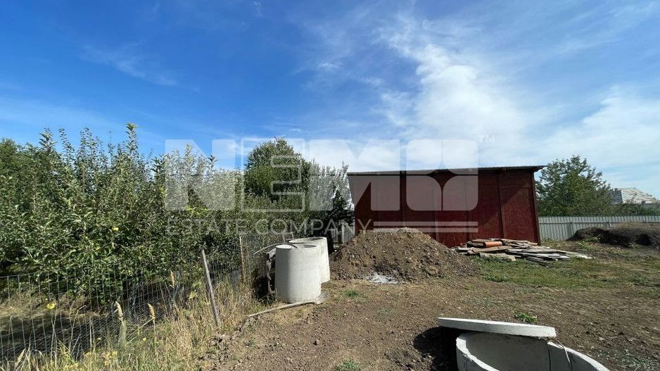 CASA CU 11 ARI TEREN - DRUM PRIVAT - LIVADA - Poză 17