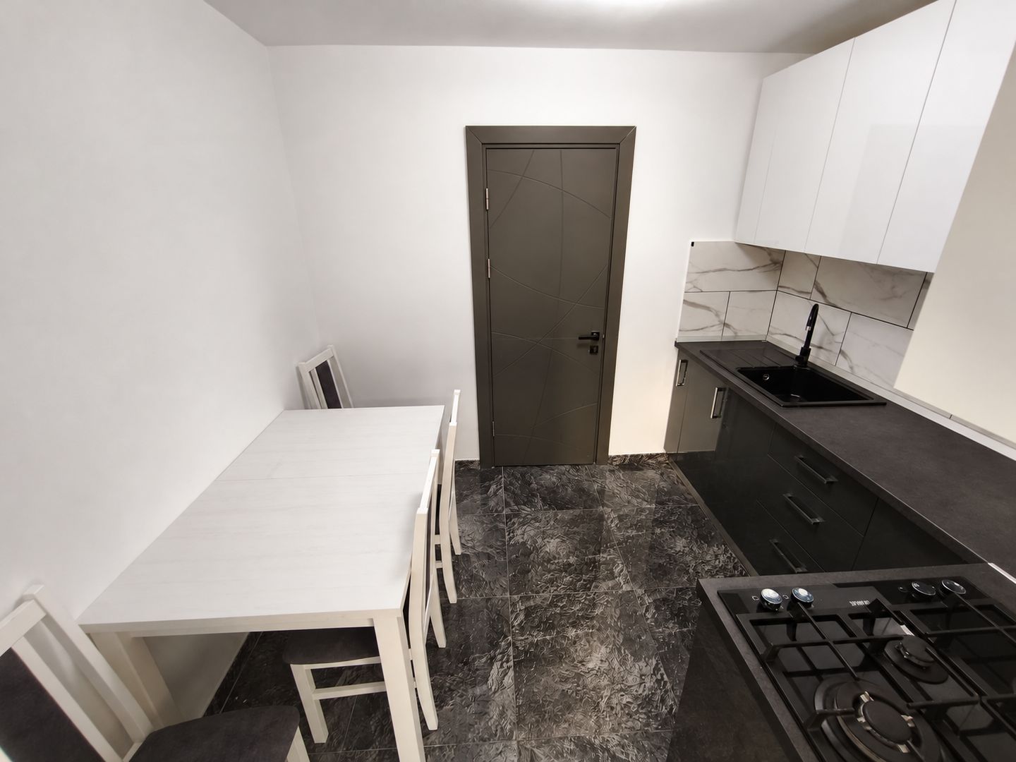 MANGALIA - Portului | 3 cam Renovat 2025 | Centrala | Ap Izolat termic - Poză 15