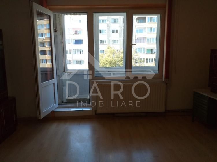 Garsoniera 34 mp, zona Dambu Pietros - Poză 1