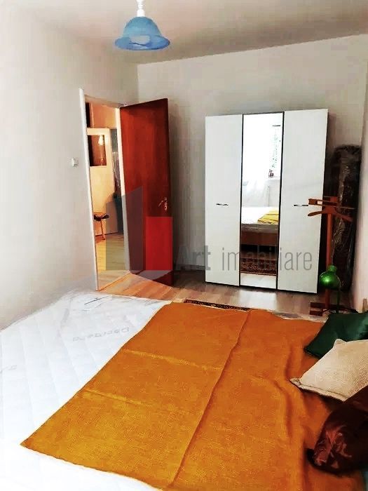 De vanzare 4 camere Titan-Parcul Teilor Ozana - Poză 4