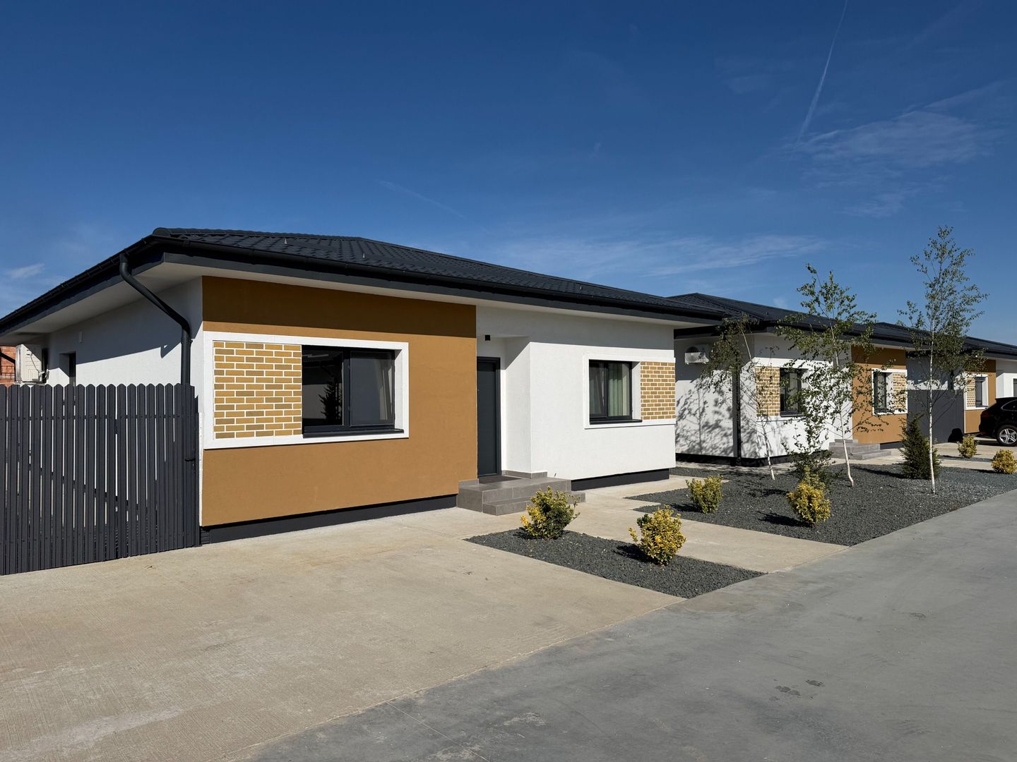 VILĂ INDIVIDUALĂ PE PARTER – 4 CAMERE, POMPĂ DE CĂLDURĂ, CURTE 160 MP - Poză 14