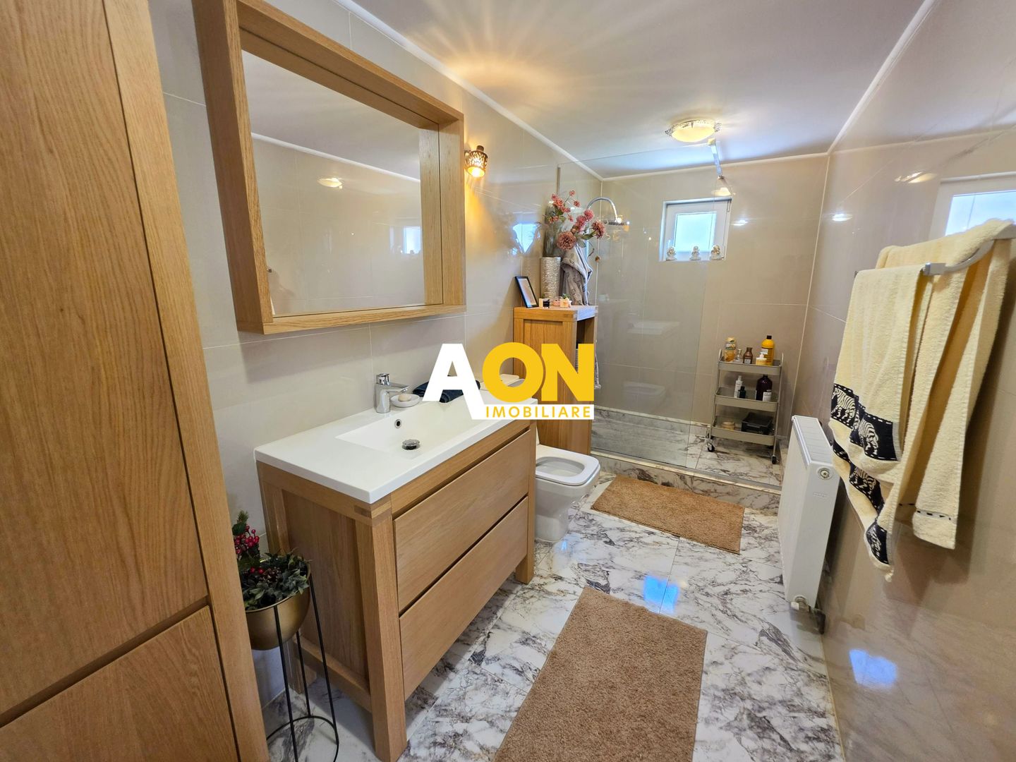 1/2 Duplex mobilat, utilat, 3 camere, 323 mp teren, Cetate, zona Schit - Poză 12