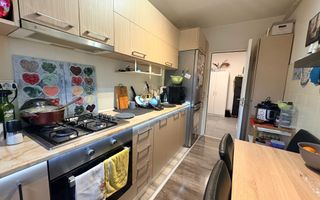 Apartament la cheie / etaj intermediar / Zona Florilor - Poză 6