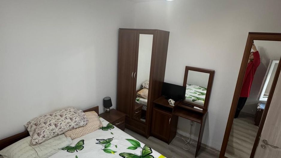 Casă de vânzare – Strada Crinului - Poză 8