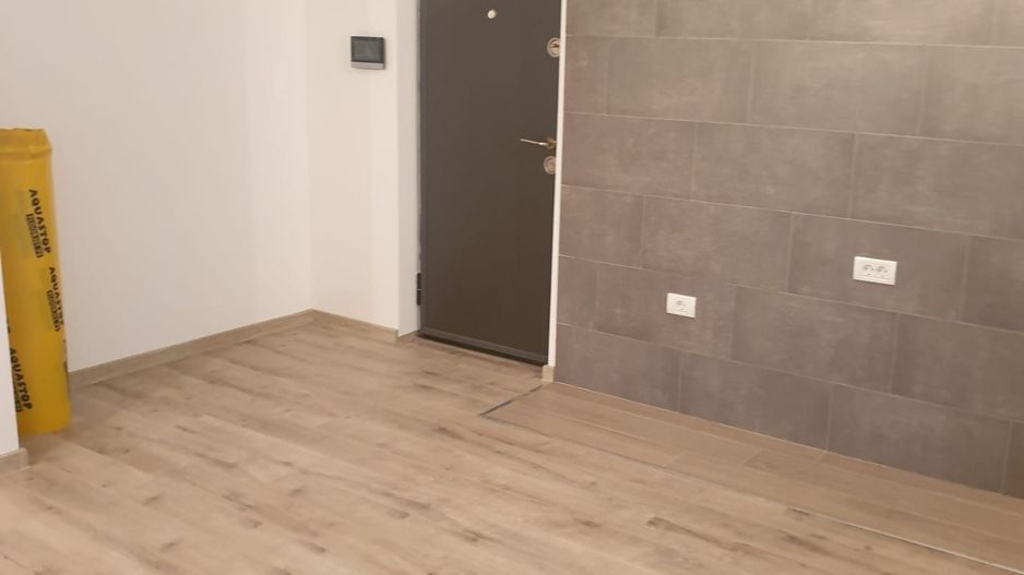 Zona Hotel IQ - Poză 3