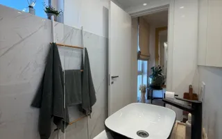 Apartament PREMIUM cu curte, terasă și lift cu acces direct în living - Poză 14