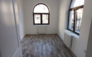 Casă renovată complet în 2023 | Zona centrala | 4 camere - Poză 5