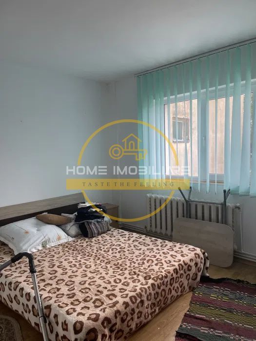 Apartament cu 3 camere/ semi-decomandat/ 70 mp/ zona Zimbru - Poză 2