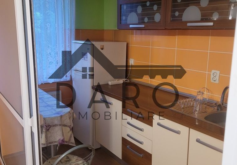 Apartament de inchiriat cu  o cameră etaj 1 pe strada munteniei - Poză 3