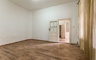 Apartament 2 camere Str. Lucian Blaga, clădire în renovare completa - Poză 3