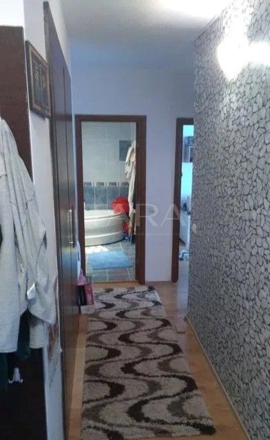 Apartament cu 2 camere și parcare inclusă în Florești, zona Florilor - Poză 5