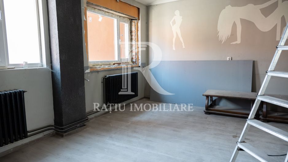 Spatiu Comercial | Etajul 1 + Mansarda | Decebal | 300 mp | Oradea - Poză 17