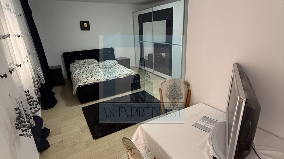 Corp casa de 5 garsoniere mobilate/utilate - zona Brașovul Vechi - Poză 4