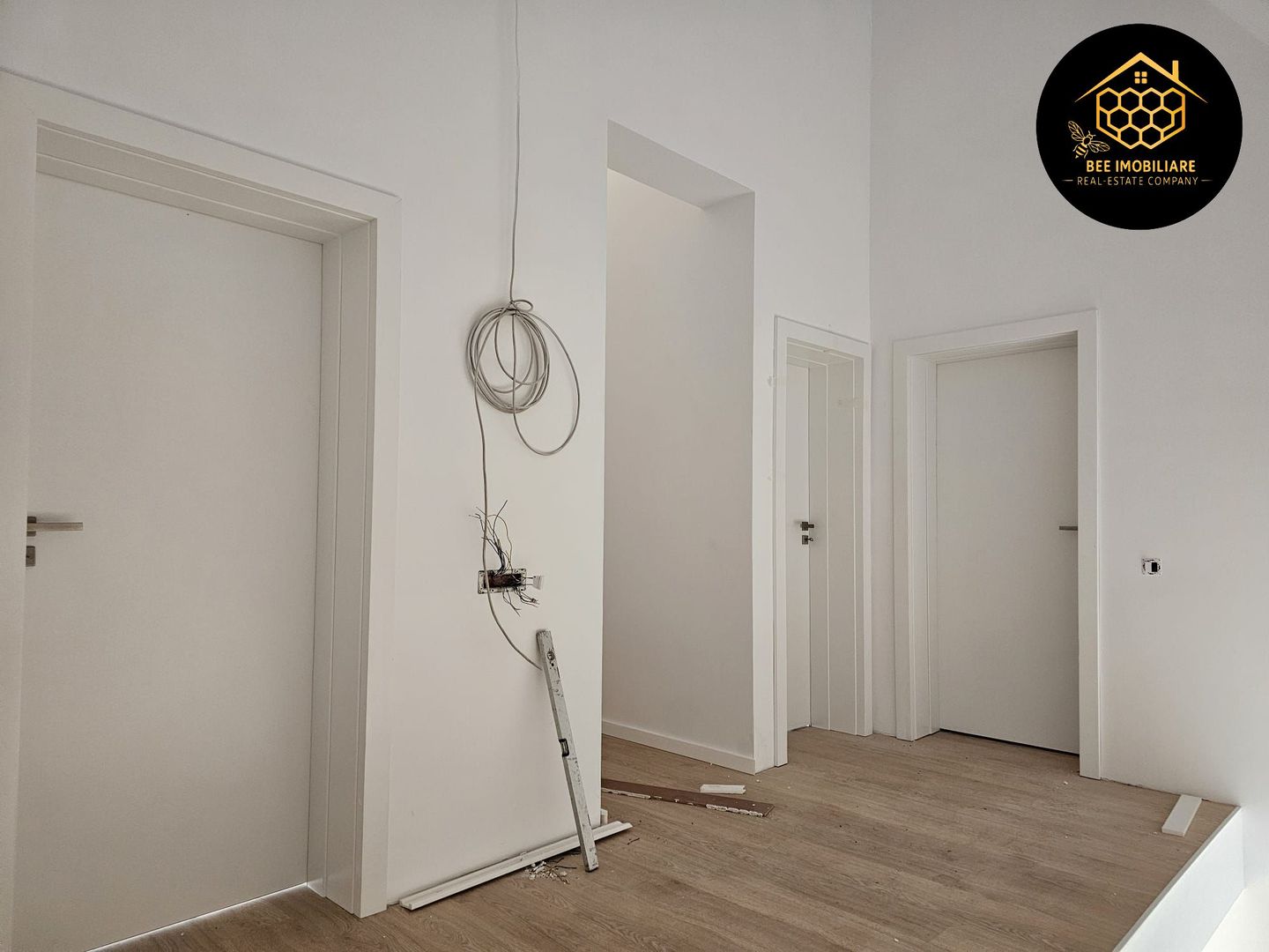 Casa P+1 – Finisaje la cheie, Zona Aeroport (langa Magnolia) - Poză 10