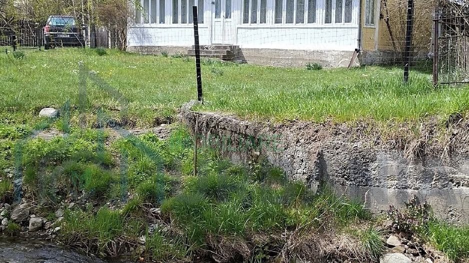 Casă cu teren în Pojorata, Suceava - Poză 3
