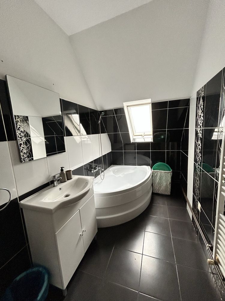 Apartament - mansarda 78.000 Girocului - Poză 5