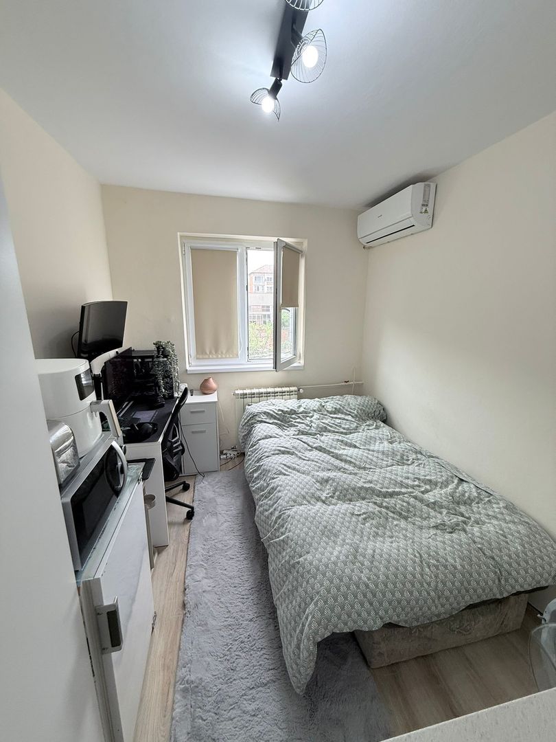 Garsoniera, în COMPLEXUL STUDENTESC Timisoara - Poză 1