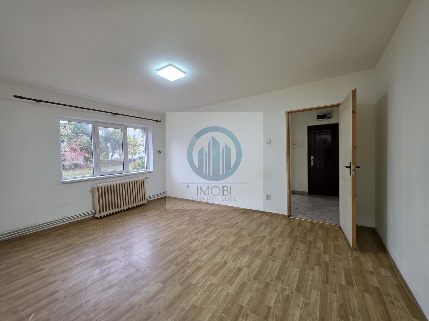 Apartament 2 camere de vanzare parter SU 51 Deva Al. Constructorilor - Poză 11