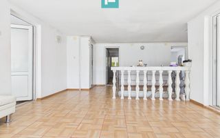 Casă retrasă Pișchia – 4 camere, teren 920 mp - Poză 12