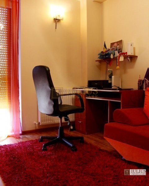 4 camere decomandat + loc de parcare privat in bloc nou. Str Nicolae Table - Poză 15