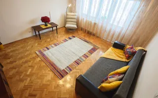 Apartament mare, decomandat, bucatarie separata. PET FRIENDLY. - Poză 13