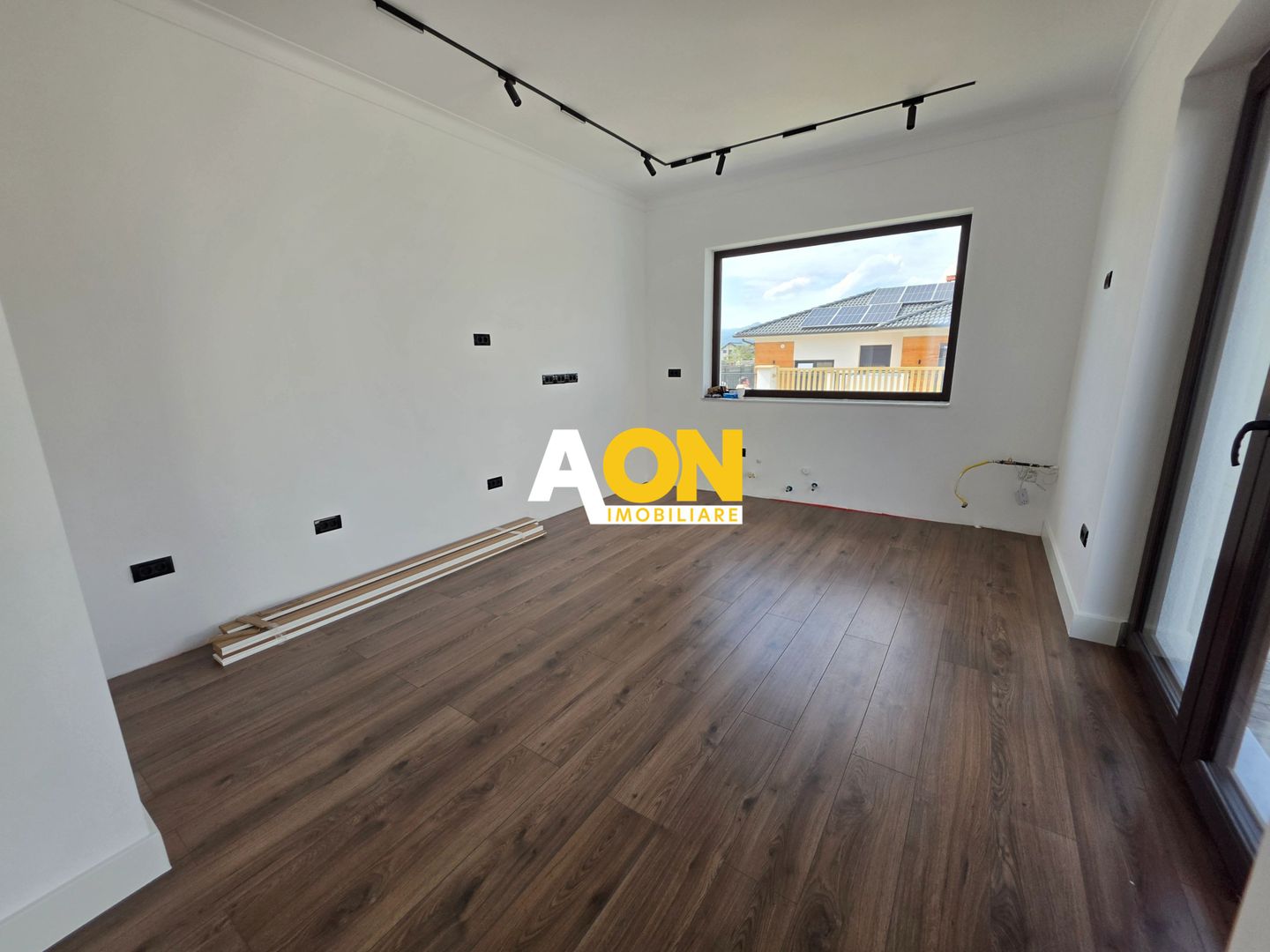 Casă Individuală de Vânzare, 4 Camere, 500mp Teren, Zona Alba Micești - Poză 15