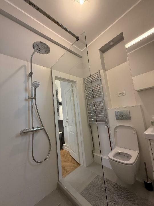 Ultracentral, 2 camere, prima închiriere după renovare | metrou Unirii - Poză 13