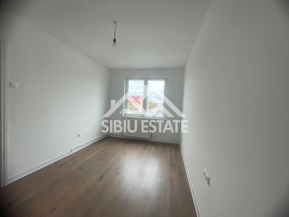 Apartament de vanzare, cu 2 camere, etaj 2, renovat recent Cartier Terezian - Poză 10
