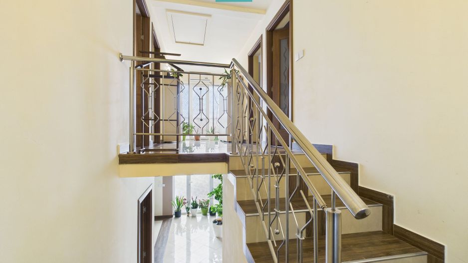 Vilă elegantă cu etaj în Zădăreni - Poză 13