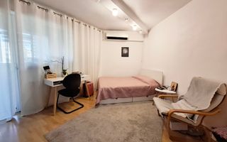 Apartament cu 3 camere, ultracentral - Poză 3