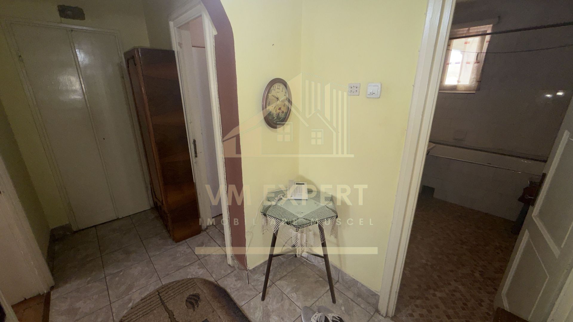 APARTAMENT 2 CAMERE ETAJ 4 ZONA ULTRACENTRALĂ CAMPULUNG - Poză 24