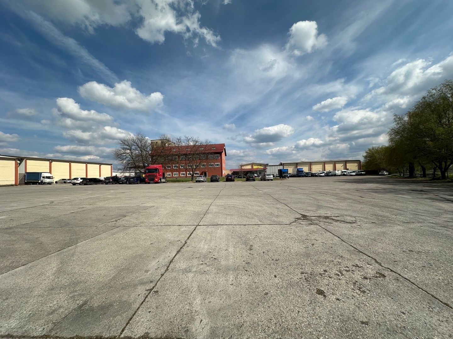 Investment Opportunity  88.410 sq m.  land - Poză 17