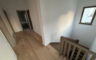 Casa cu 4 camere - Dumbravita - Poză 23