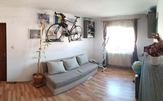 Apartament 3 camere Mansarda , Soarelui - Poză 1