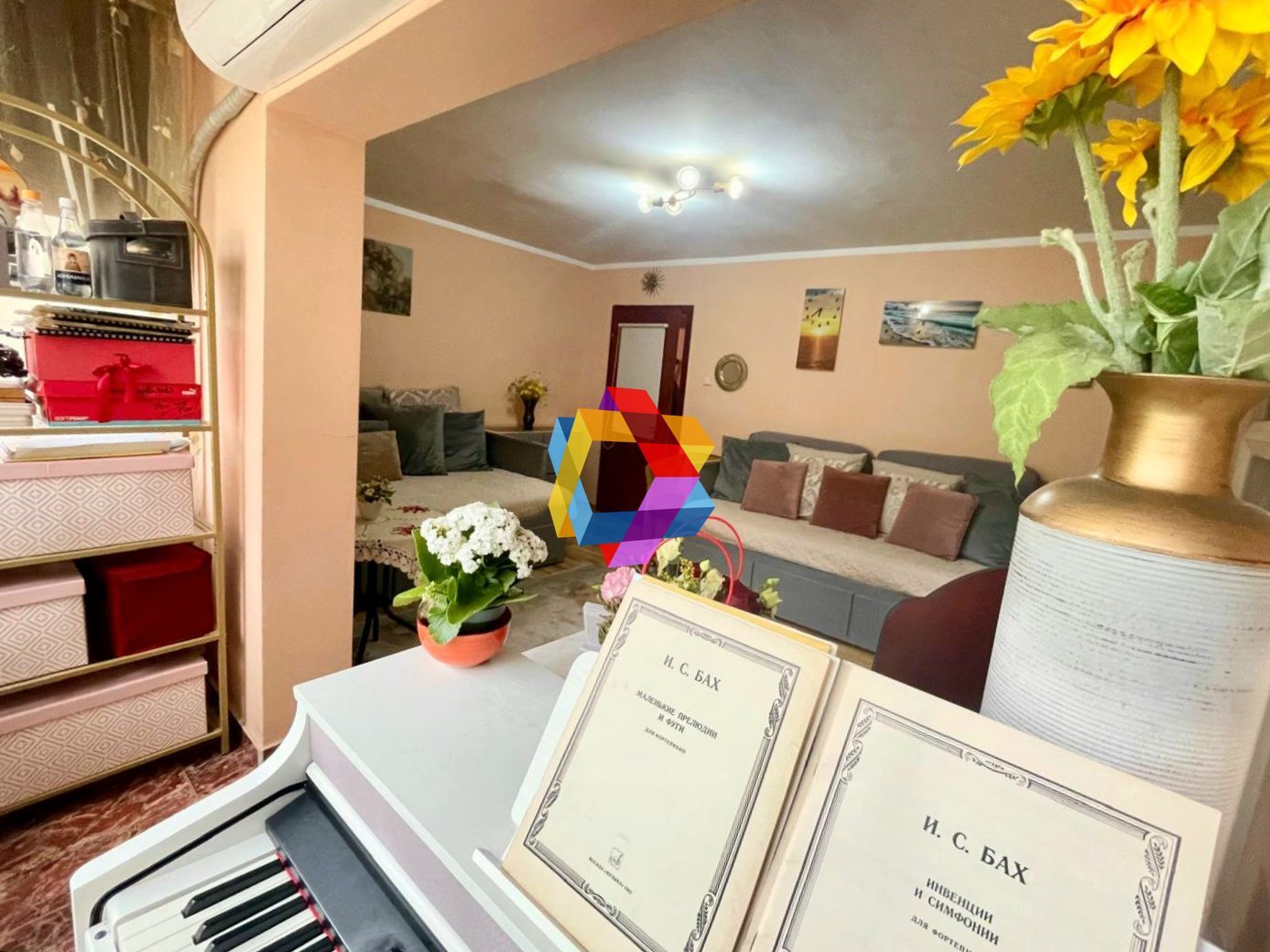 Apartament cu patru camere, zona Judetean 77mp - Poză 3