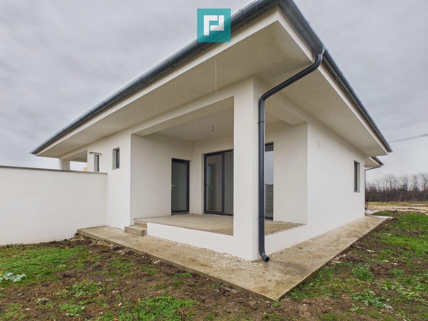 Casă nouă, modernă  la alb– Nojorid, jud. Bihor - Poză 1