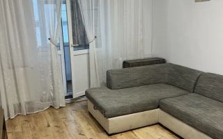 Aapratemt 3 camere si loc de paracare- et.3- 400euro-Mircea cel Batran - Poză 1
