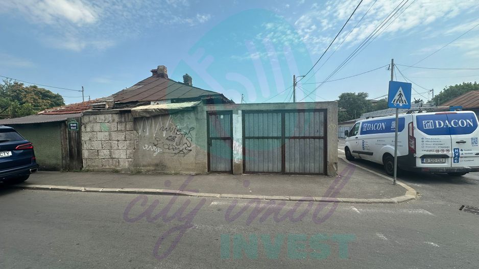 Teren cu dublă deschidere, Piața Delfinului - Poză 8